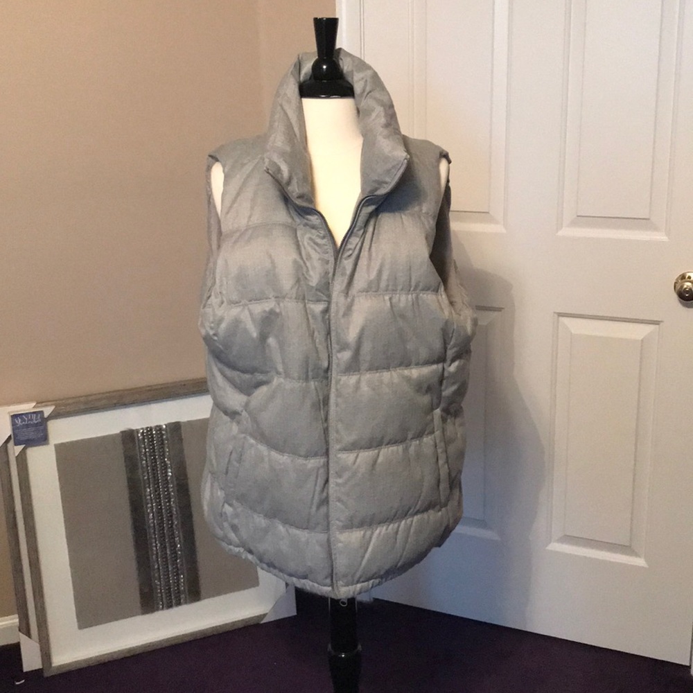 Puffer Vest - Picture 3 of 4